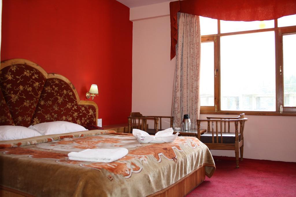Hotel Ocean Blue Manali Exterior photo