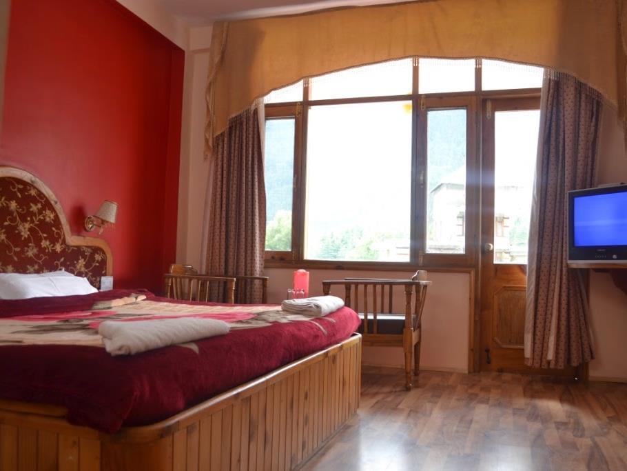 Hotel Ocean Blue Manali Exterior photo